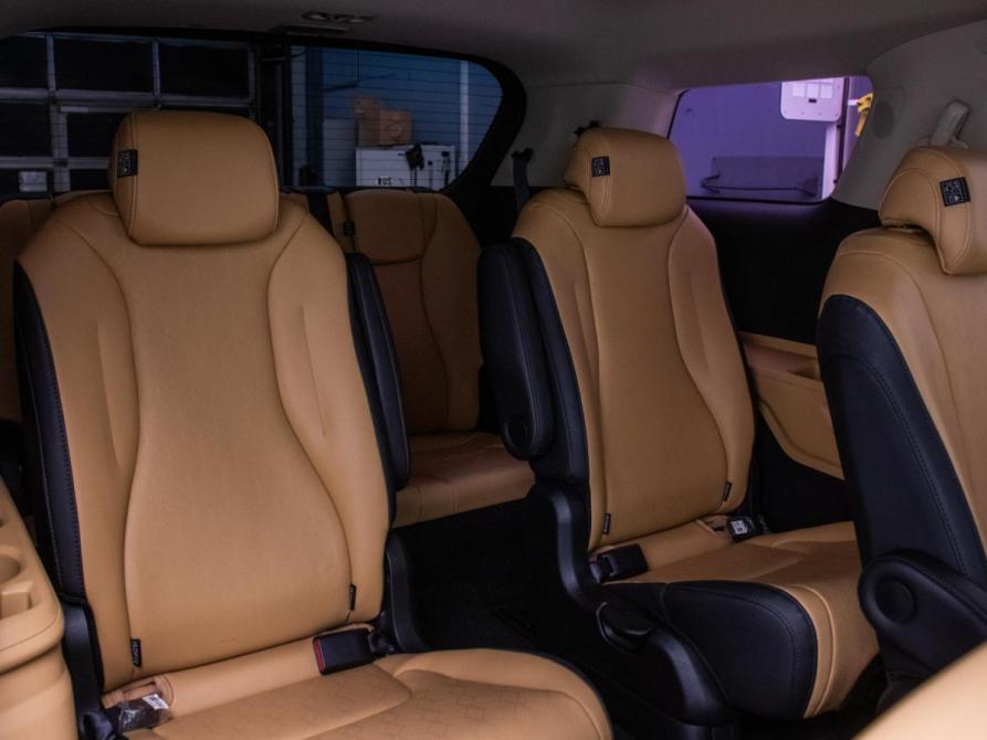 Kia Carnival IV Москва  - изображение 10