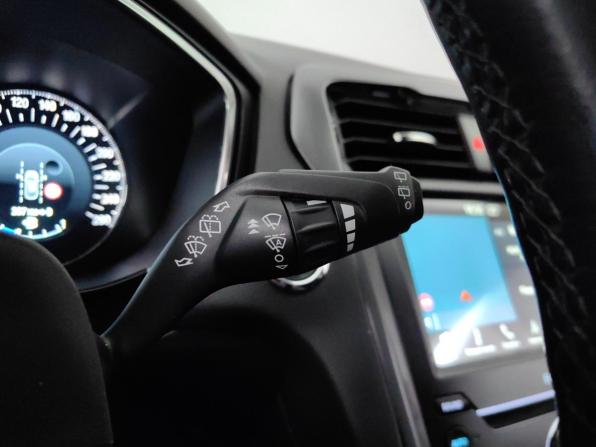 Ford Mondeo V с пробегом 2018 года, цена 1 285 000 рублей, 274000 км, универсал, Автокод Объявления
