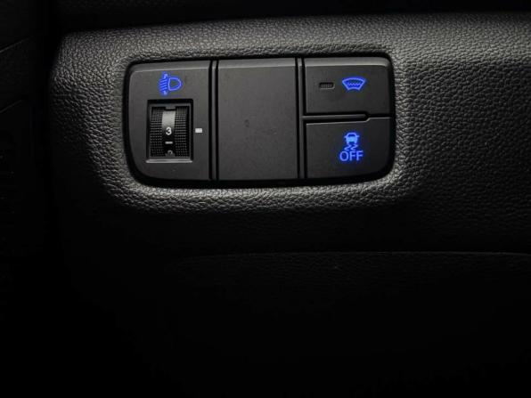 Hyundai Creta I с пробегом 2019 года, цена 1 599 000 рублей, 168000 км, внедорожник, Автокод Объявления