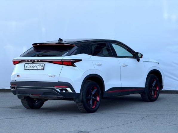 Omoda C5 I с пробегом 2022 года, цена 1 850 000 рублей, 14140 км, внедорожник, Автокод Объявления