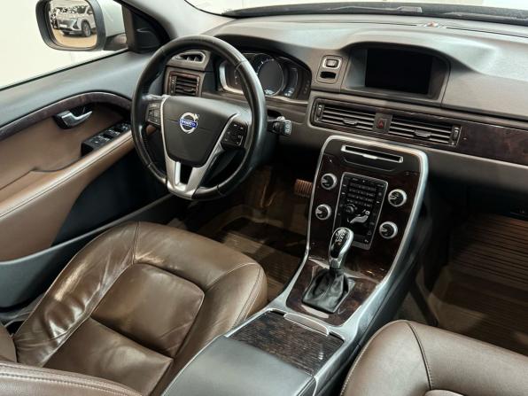 Volvo XC70 II Рестайлинг с пробегом 2014 года, цена 1 849 000 рублей, 247000 км, универсал, Автокод Объявления