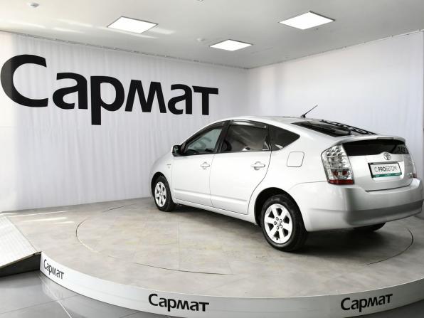 Toyota Prius II Рестайлинг (XW20) с пробегом 2011 года, цена 977 000 рублей, 221419 км, лифтбек, Автокод Объявления