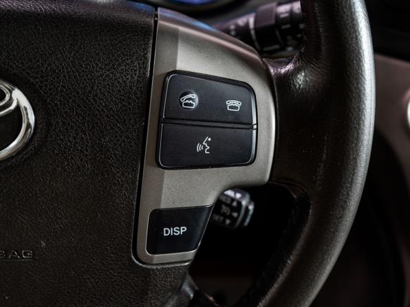 Toyota Land Cruiser 200 Series с пробегом 2011 года, цена 2 945 000 рублей, 277400 км, внедорожник, Автокод Объявления