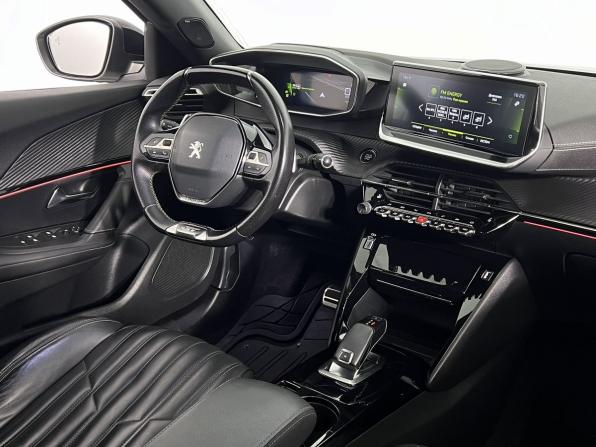 Peugeot 2008 II с пробегом 2020 года, цена 2 199 000 рублей, 73739 км, внедорожник, Автокод Объявления