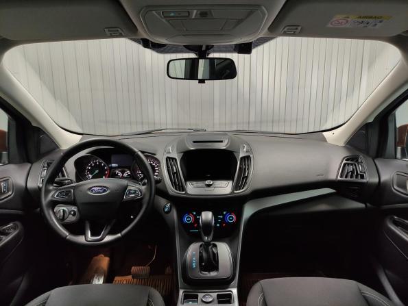 Ford Kuga II Рестайлинг с пробегом 2018 года, цена 1 890 000 рублей, 73150 км, внедорожник, Автокод Объявления