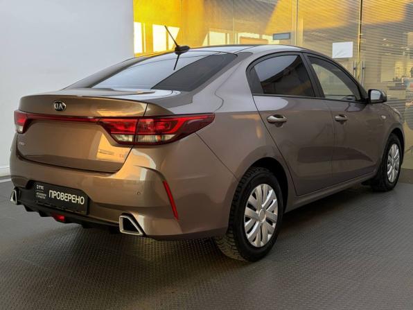 Kia Rio IV Рестайлинг с пробегом 2020 года, цена 1 599 000 рублей, 64650 км, седан, Автокод Объявления