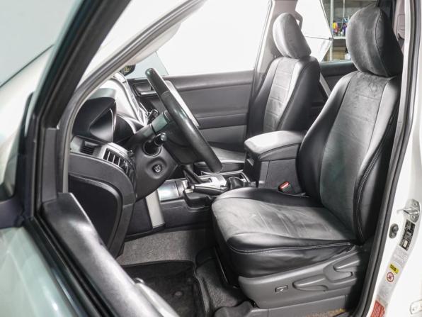 Toyota Land Cruiser Prado 150 Series с пробегом 2010 года, цена 2 399 000 рублей, 299862 км, внедорожник, Автокод Объявления