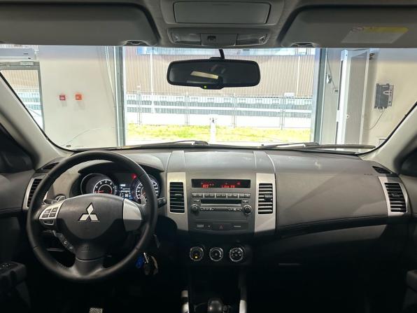 Mitsubishi Outlander II Рестайлинг с пробегом 2012 года, цена 1 220 000 рублей, 181500 км, внедорожник, Автокод Объявления