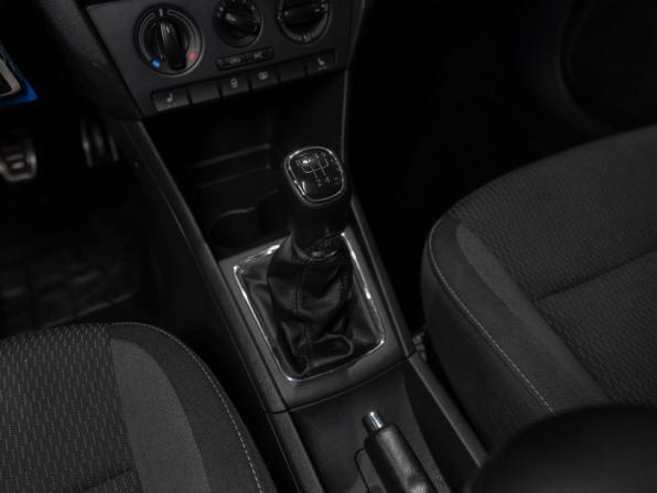 Skoda Rapid I с пробегом 2015 года, цена 895 000 рублей, 155022 км, лифтбек, Автокод Объявления