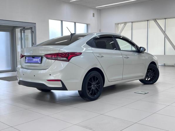 Hyundai Solaris II с пробегом 2019 года, цена 1 394 000 рублей, 106148 км, седан, Автокод Объявления