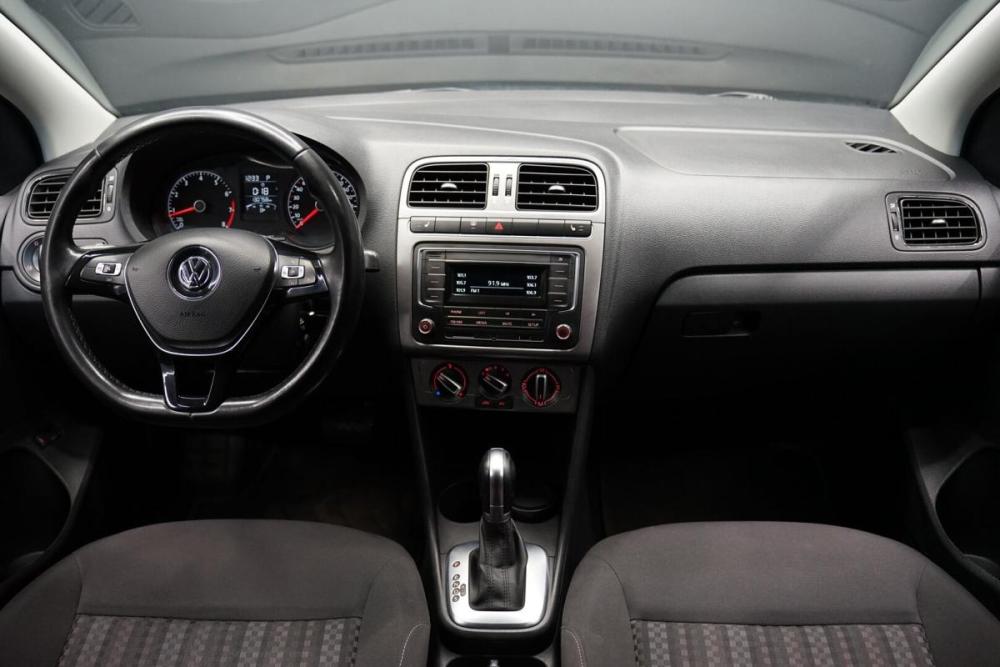 Volkswagen Polo V Рестайлинг Крым  - изображение 20