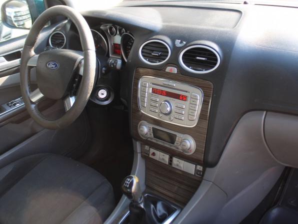 Ford Focus II Рестайлинг с пробегом 2008 года, цена 269 000 рублей, 240922 км, седан, Автокод Объявления