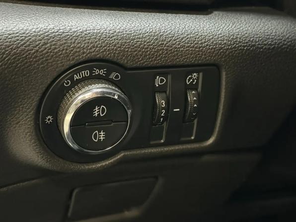 Opel Astra J с пробегом 2012 года, цена 599 000 рублей, 133777 км, хэтчбек, Автокод Объявления