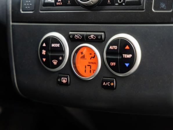 Nissan Tiida I Рестайлинг с пробегом 2011 года, цена 798 000 рублей, 125771 км, хэтчбек, Автокод Объявления