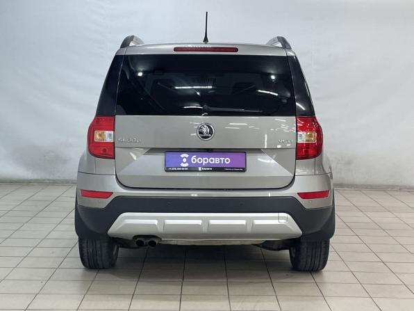 Skoda Yeti I Рестайлинг с пробегом 2016 года, цена 1 480 000 рублей, 125721 км, внедорожник, Автокод Объявления