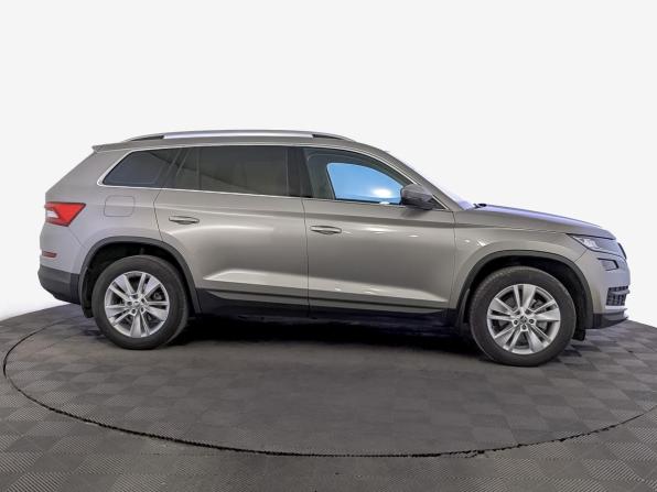 Skoda Kodiaq I с пробегом 2021 года, цена 3 490 000 рублей, 103510 км, внедорожник, Автокод Объявления