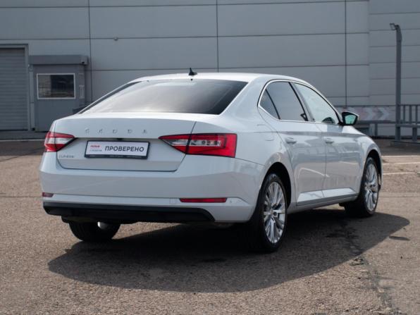 Skoda Superb III Рестайлинг с пробегом 2021 года, цена 2 698 000 рублей, 106000 км, лифтбек, Автокод Объявления