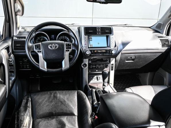 Toyota Land Cruiser Prado 150 Series с пробегом 2012 года, цена 2 644 000 рублей, 270484 км, внедорожник, Автокод Объявления