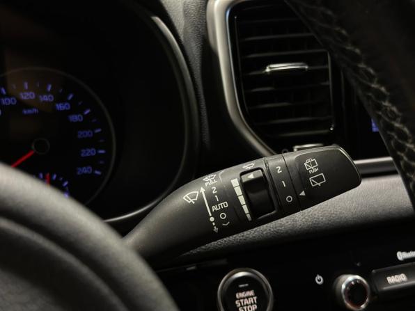 Kia Sportage IV Рестайлинг с пробегом 2021 года, цена 2 730 000 рублей, 108711 км, внедорожник, Автокод Объявления