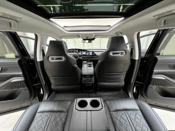 Changan UNI-K с пробегом 2023 года, цена 2 730 000 рублей, 42972 км, внедорожник, Автокод Объявления