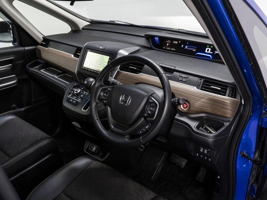 Honda Freed II Рестайлинг Тюмень  - изображение 10