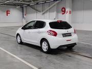 Peugeot 208 I Казань  - изображение 30
