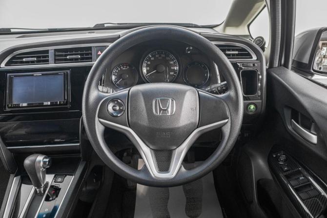 Honda Shuttle II с пробегом 2015 года, цена 1 199 000 рублей, 164000 км, универсал, Автокод Объявления