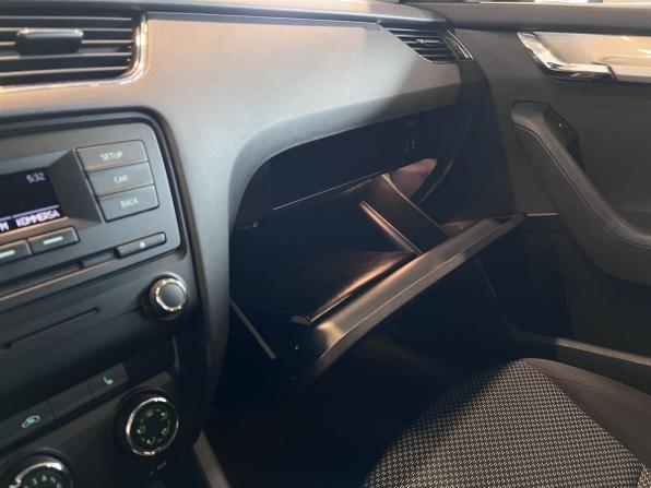Skoda Octavia III (A7) с пробегом 2013 года, цена 1 225 000 рублей, 156174 км, лифтбек, Автокод Объявления