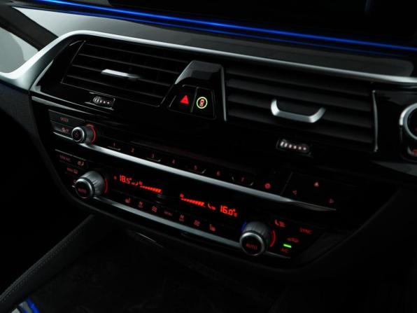 BMW 5 серии VII (G30/G31/G38) с пробегом 2016 года, цена 2 828 077 рублей, 68299 км, седан, Автокод Объявления