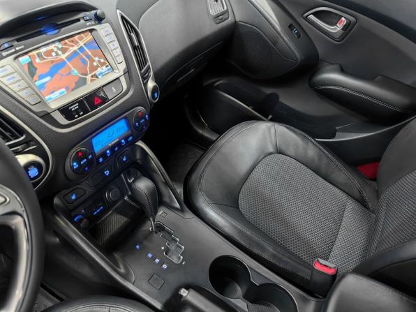 Hyundai ix35 I с пробегом 2011 года, цена 1 550 000 рублей, 161000 км, внедорожник, Автокод Объявления