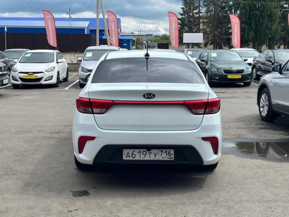 Kia Rio IV с пробегом 2018 года, цена 1 130 000 рублей, 162277 км, седан, Автокод Объявления