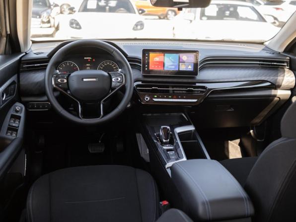Haval Jolion I Рестайлинг 2 с пробегом 2026 года, цена 2 419 000 рублей, 7604 км, внедорожник, Автокод Объявления