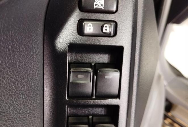 Toyota Land Cruiser Prado 150 Series с пробегом 2012 года, цена 2 950 000 рублей, 147271 км, внедорожник, Автокод Объявления