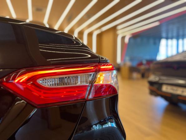 Toyota Camry VIII (XV70) Рестайлинг с пробегом 2021 года, цена 3 058 000 рублей, 59000 км, седан, Автокод Объявления