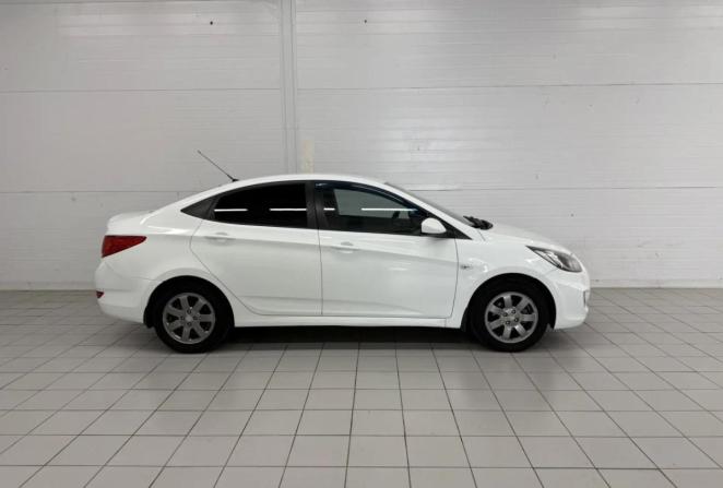 Hyundai Solaris I с пробегом 2011 года, цена 735 000 рублей, 181253 км, седан, Автокод Объявления