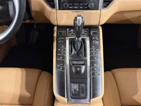 Porsche Macan I с пробегом 2017 года, цена 3 770 000 рублей, 85010 км, внедорожник, Автокод Объявления