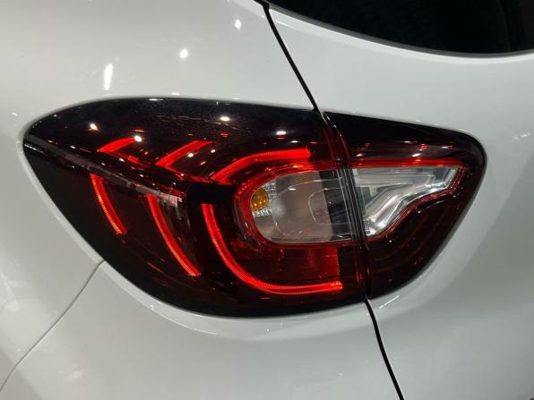 Renault Kaptur I с пробегом 2017 года, цена 1 470 000 рублей, 115166 км, внедорожник, Автокод Объявления
