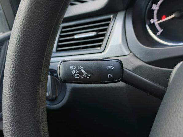 Skoda Rapid I Рестайлинг с пробегом 2018 года, цена 1 350 000 рублей, 76020 км, лифтбек, Автокод Объявления