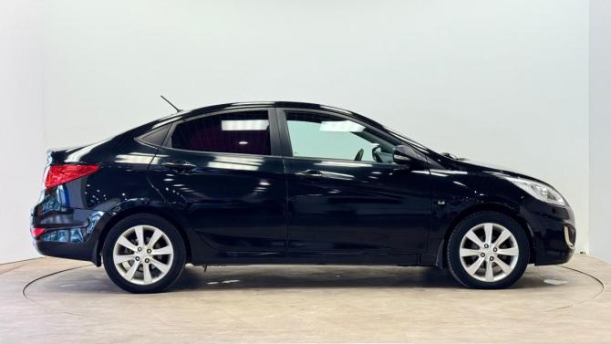 Hyundai Solaris I с пробегом 2013 года, цена 440 000 рублей, 224861 км, седан, Автокод Объявления