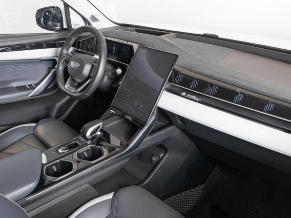 Geely Atlas II с пробегом 2024 года, цена 2 789 658 рублей, 52080 км, внедорожник, Автокод Объявления