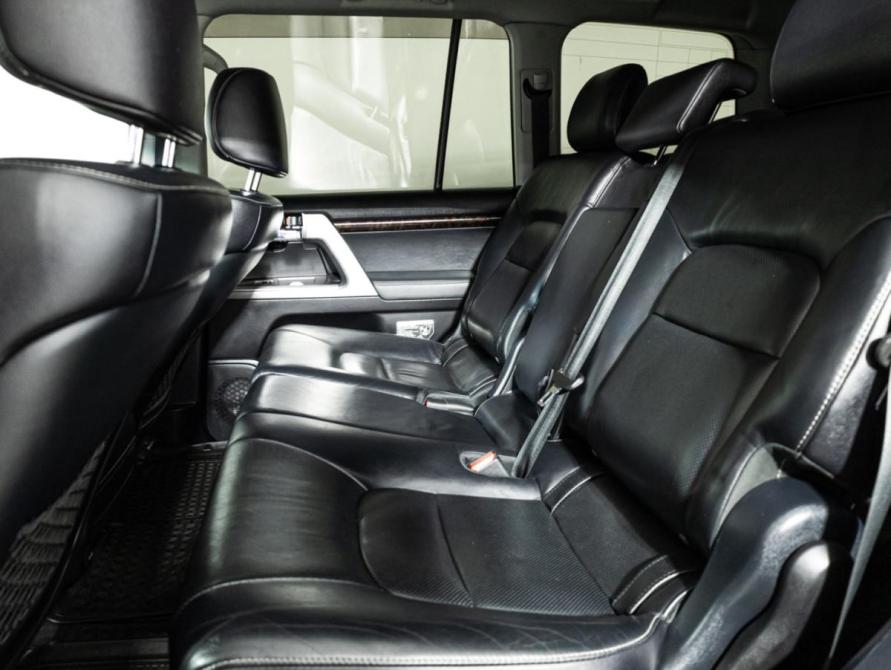 Toyota Land Cruiser 200 Series Рестайлинг 1 Санкт-Петербург  - изображение 11