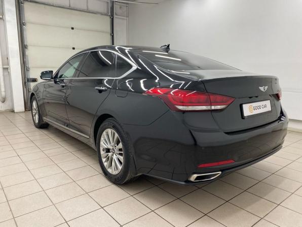 Hyundai Genesis II с пробегом 2015 года, цена 1 980 000 рублей, 188763 км, седан, Автокод Объявления