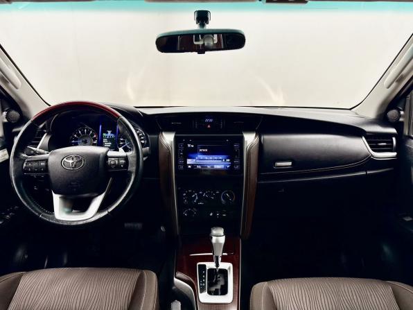 Toyota Fortuner II с пробегом 2018 года, цена 3 310 000 рублей, 204384 км, внедорожник, Автокод Объявления