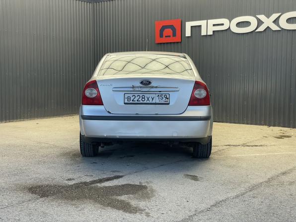 Ford Focus II с пробегом 2006 года, цена 220 000 рублей, 280000 км, седан, Автокод Объявления