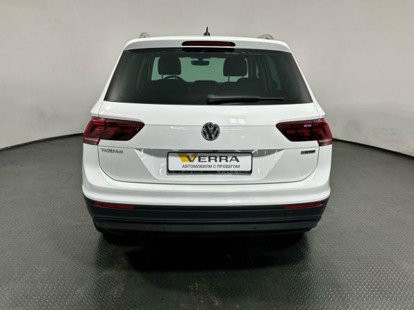 Volkswagen Tiguan II с пробегом 2018 года, цена 2 580 000 рублей, 156804 км, внедорожник, Автокод Объявления