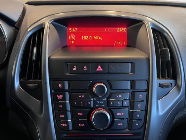 Opel Astra J Рестайлинг с пробегом 2013 года, цена 635 000 рублей, 217706 км, хэтчбек, Автокод Объявления