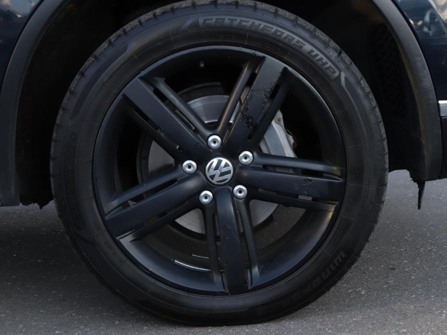 Volkswagen Touareg II Рестайлинг Москва  - изображение 23