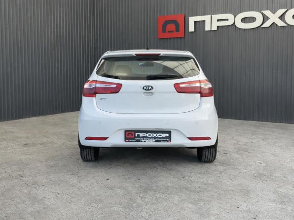 Kia Rio III с пробегом 2013 года, цена 957 000 рублей, 135825 км, хэтчбек, Автокод Объявления