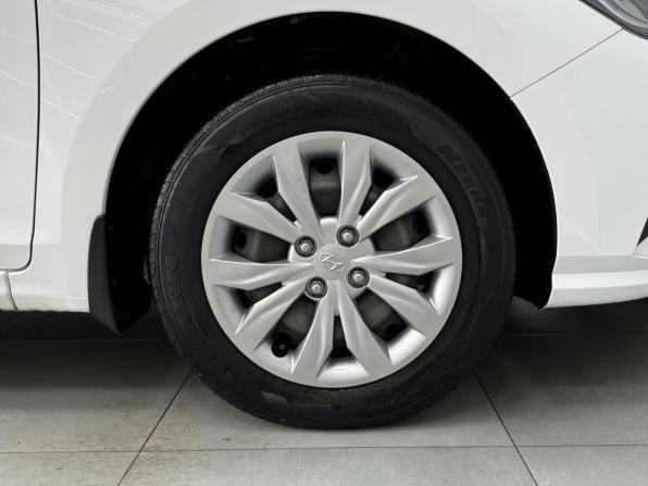 Hyundai Solaris II Рестайлинг с пробегом 2021 года, цена 1 545 000 рублей, 60353 км, седан, Автокод Объявления