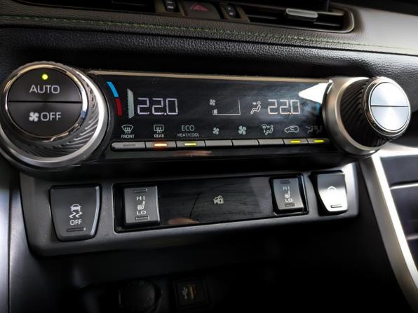 Toyota RAV4 V (XA50) с пробегом 2024 года, цена 3 950 000 рублей, 14359 км, внедорожник, Автокод Объявления